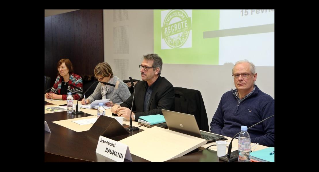 Réunion employeurs - Tribune.jpg