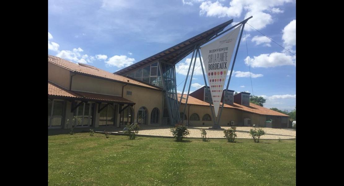 31357555_1866049360092846_8815191345908940800_n.jp