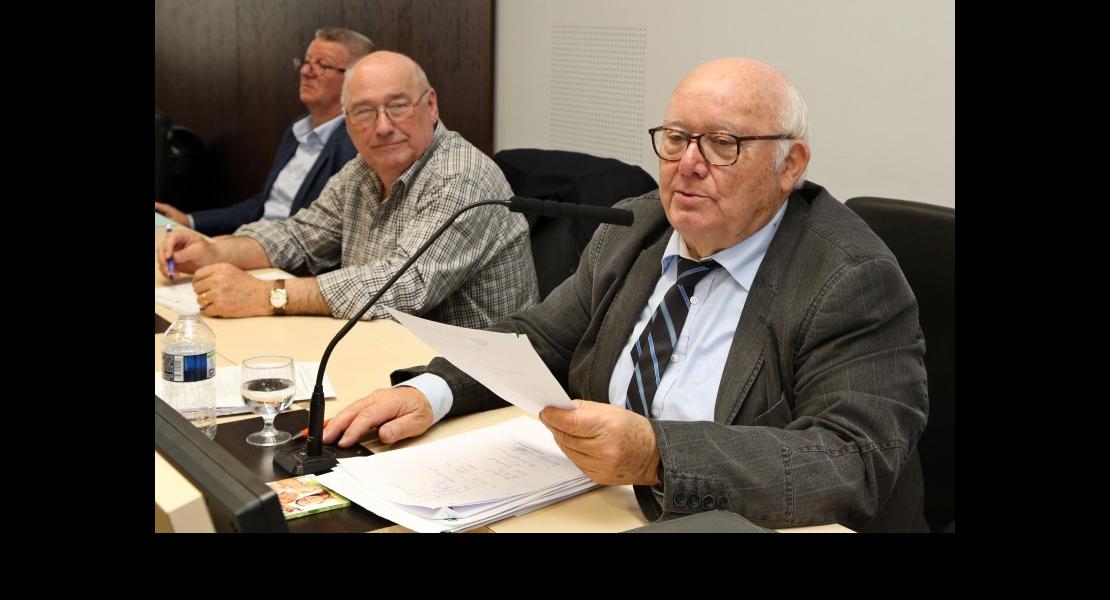 AG Aropa - Tribune.jpg