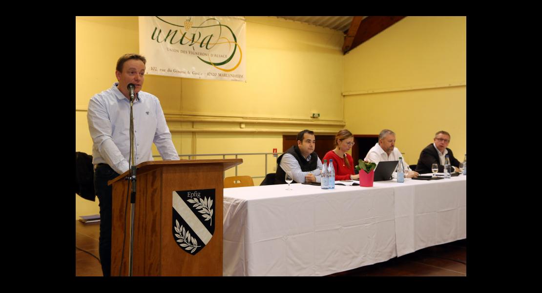 AG Univa 2020 - Tribune.jpg