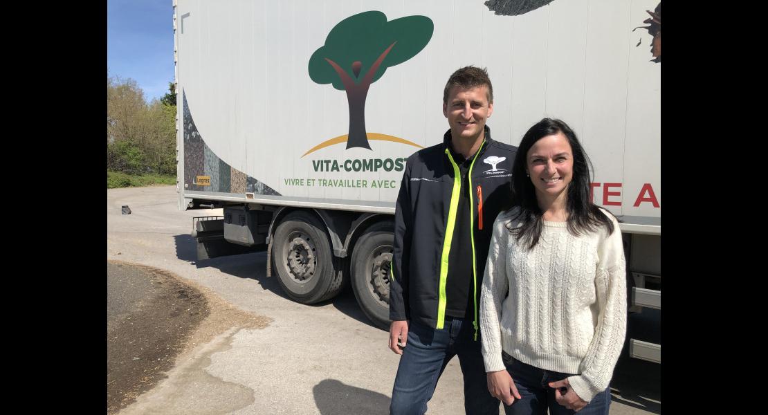 Vita-Compost%20Jean-No%C3%ABl%20et%20Jennifer%20Graf%20Bischwiller%20agronomie%20avril%202022.JPG